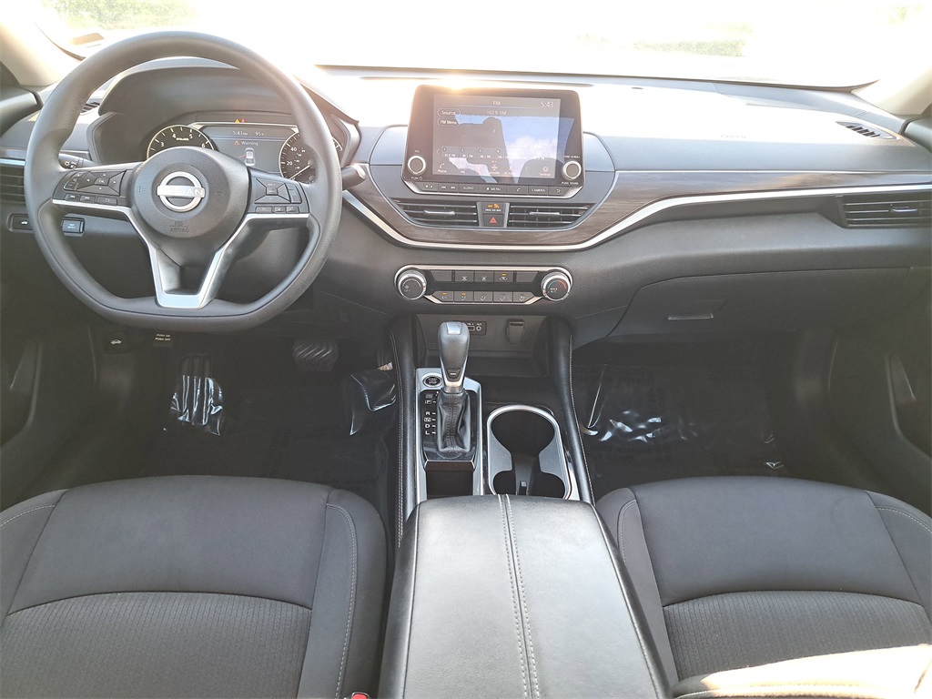 2023 Nissan Altima 2.5 SV photo 16