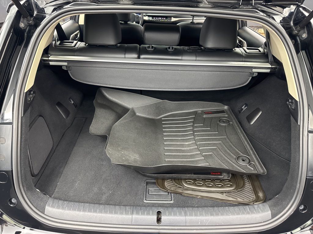 2014 Lexus CT 200h photo 30