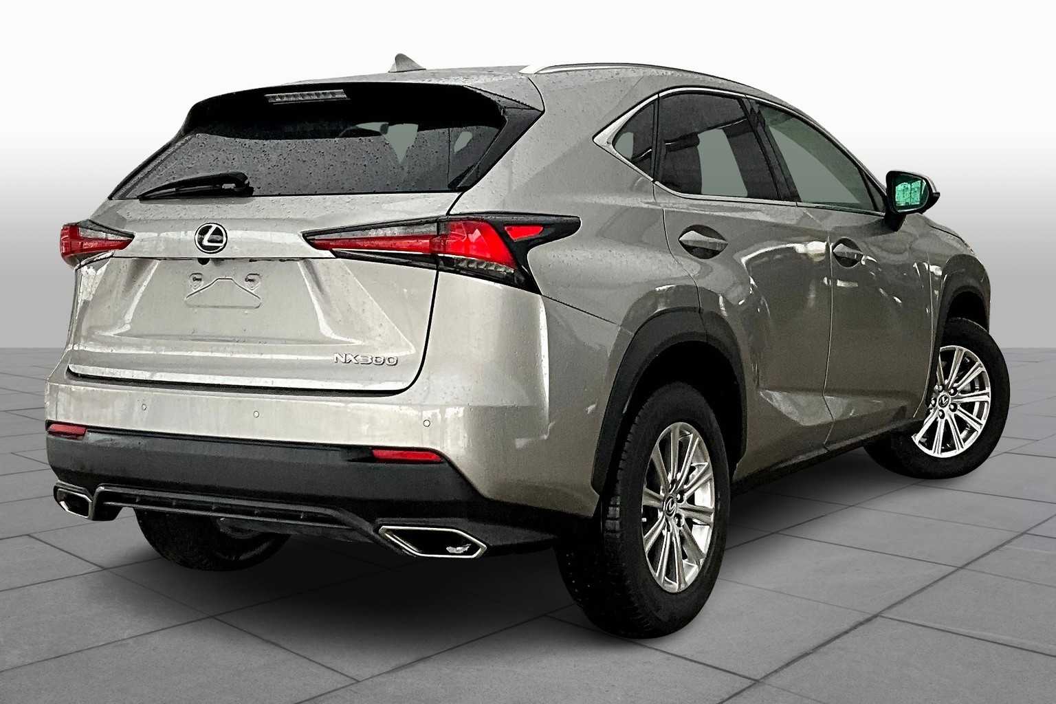 2021 Lexus NX photo 11