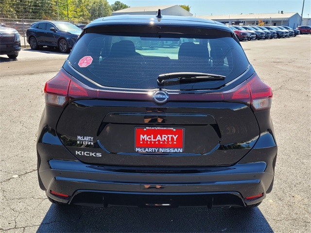 2024 Nissan Kicks S photo 4