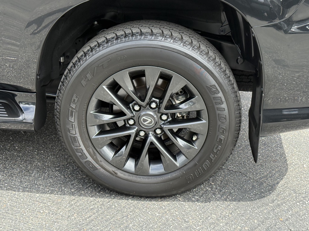 2023 Lexus GX 460 photo 9