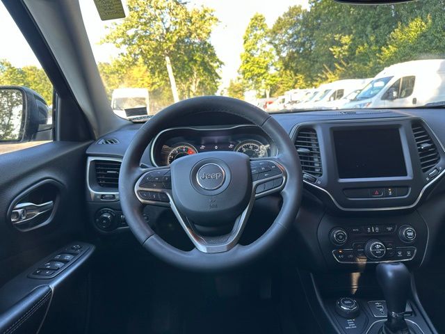 2022 Jeep Cherokee Latitude Lux photo 19