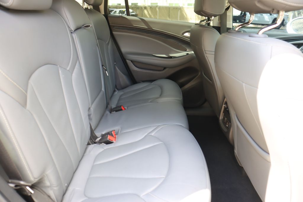 2020 Buick Envision Essence photo 25
