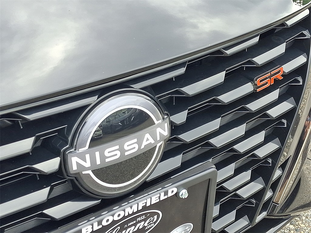 2025 Nissan Altima SR photo 5