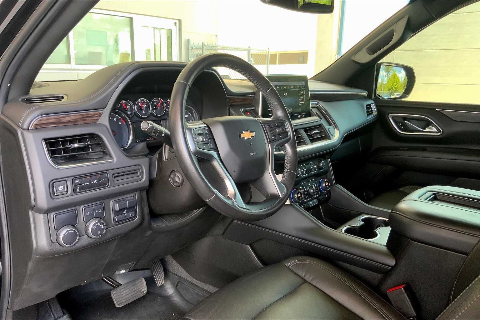 2021 Chevrolet Tahoe LT photo 17
