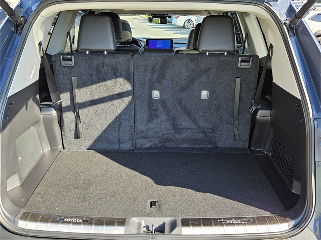 2024 Toyota Grand Highlander Platinum photo 13