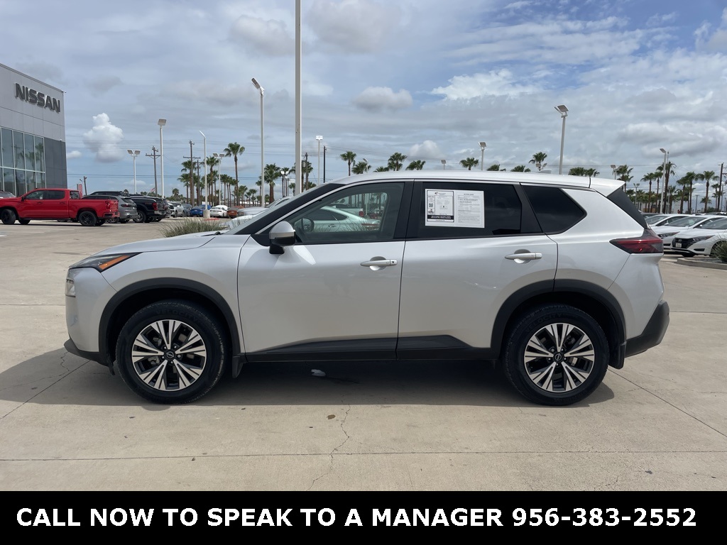 2023 Nissan Rogue SV photo 2