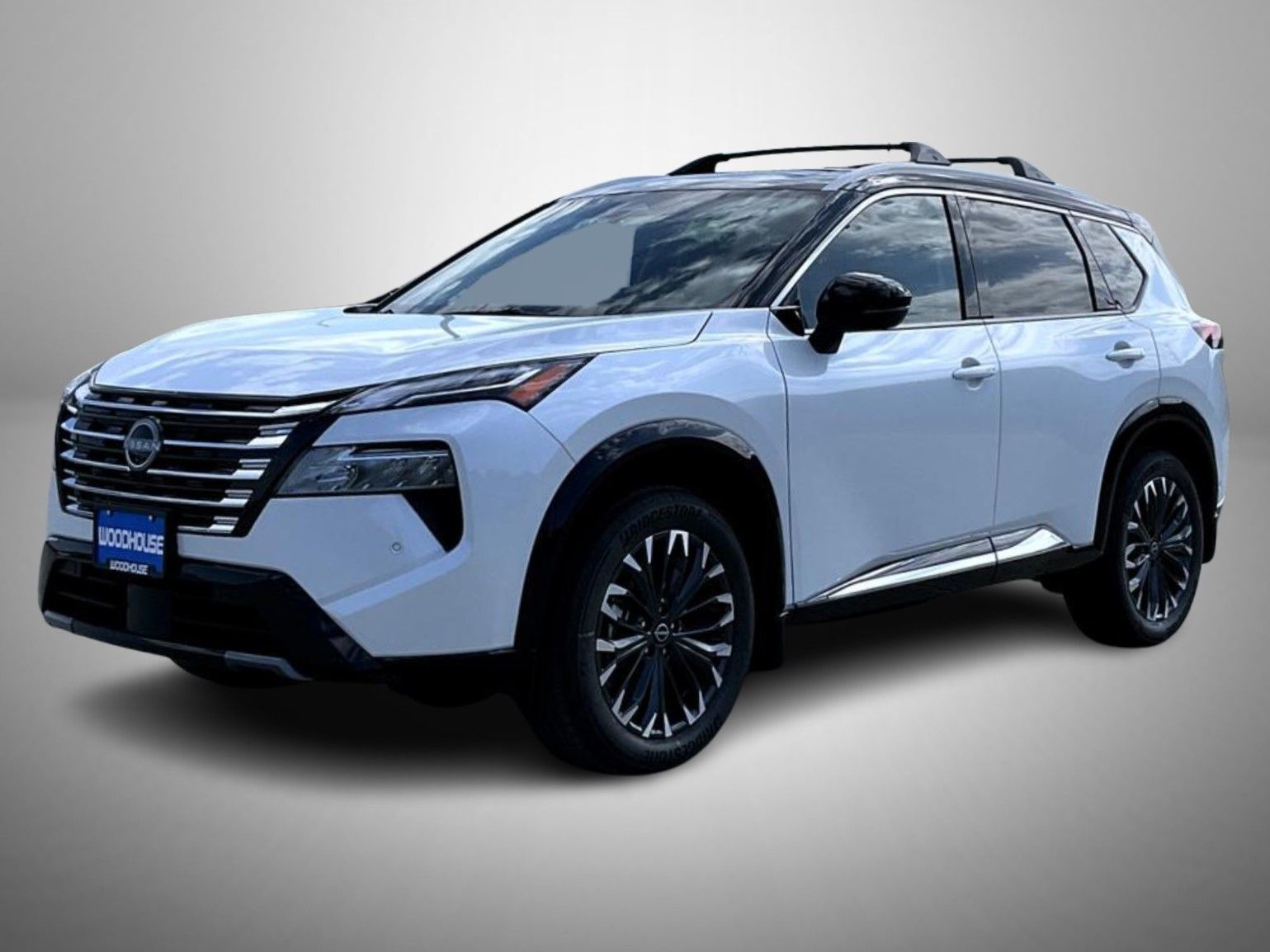 2026 Nissan Rogue Platinum's photo