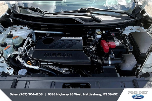 2022 Nissan Rogue SV photo 8