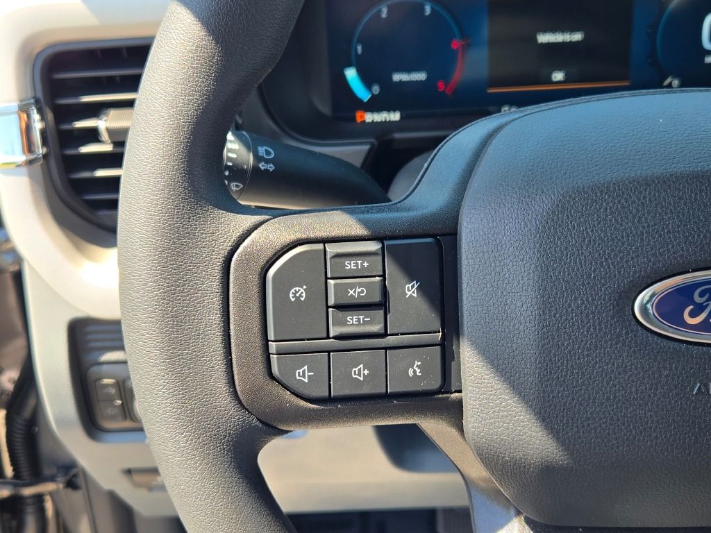 2025 Ford F-250 XLT photo 29