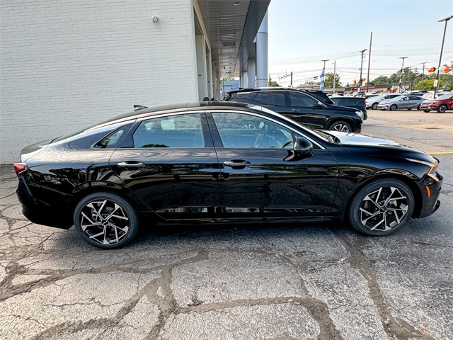 2025 Kia K5 EX photo 3