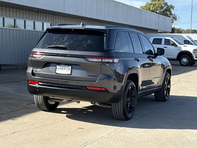 2024 Jeep Grand Cherokee Limited photo 3