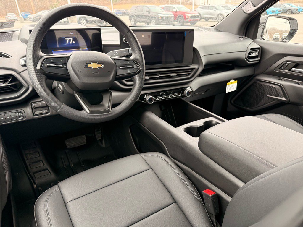 2024 Chevrolet Silverado EV Work Truck photo 4