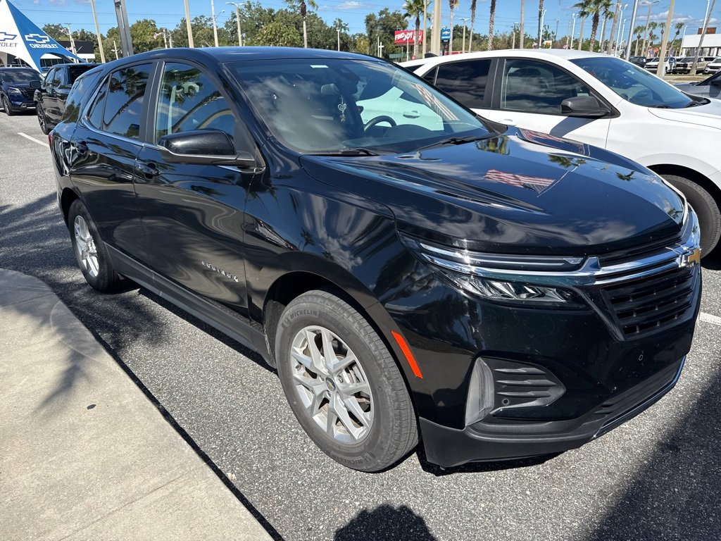 2023 Chevrolet Equinox LT photo 3