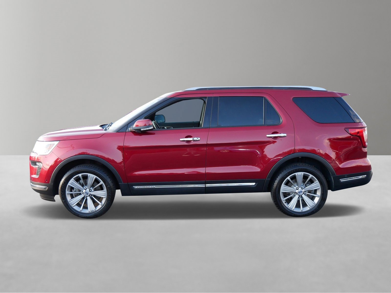 Used 2018 Ford Explorer Limited with VIN 1FM5K8FH8JGC06117 for sale in White Bear Lake, Minnesota