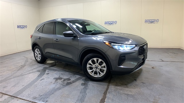 2023 Ford Escape Active's photo