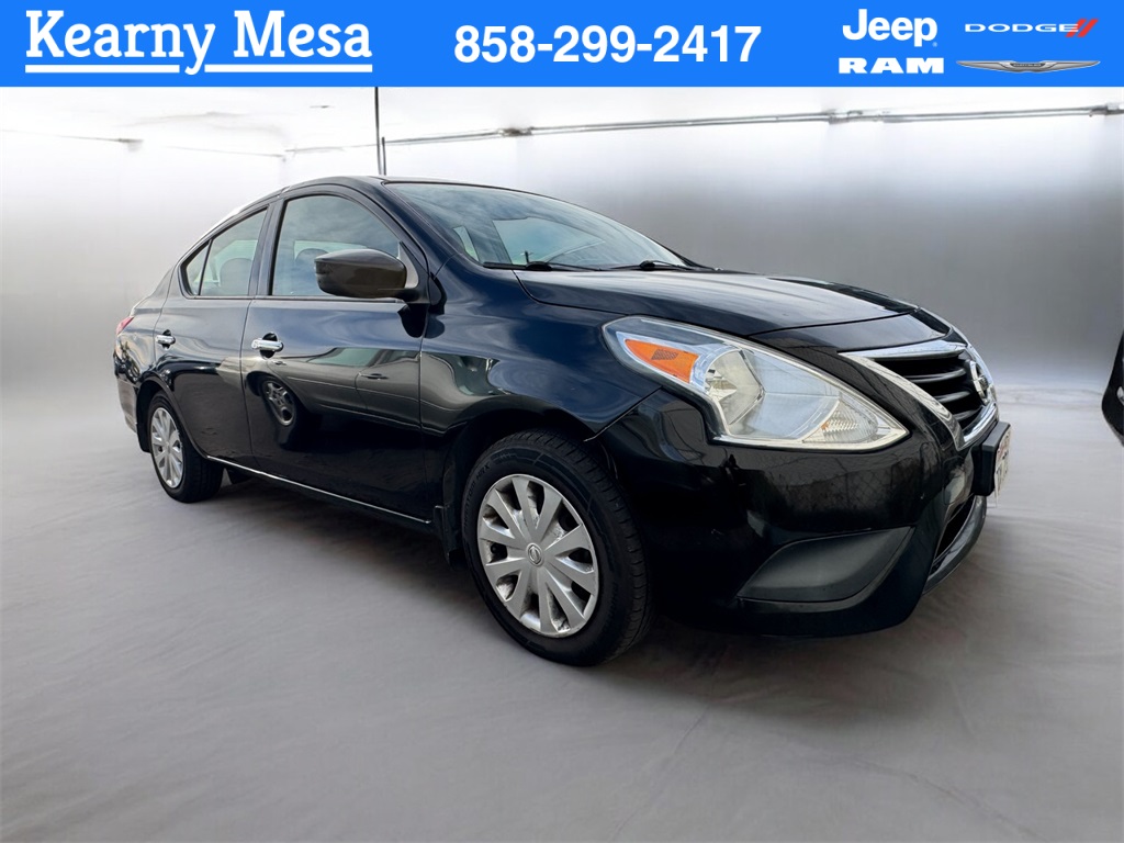 2016 Nissan Versa Sedan SV