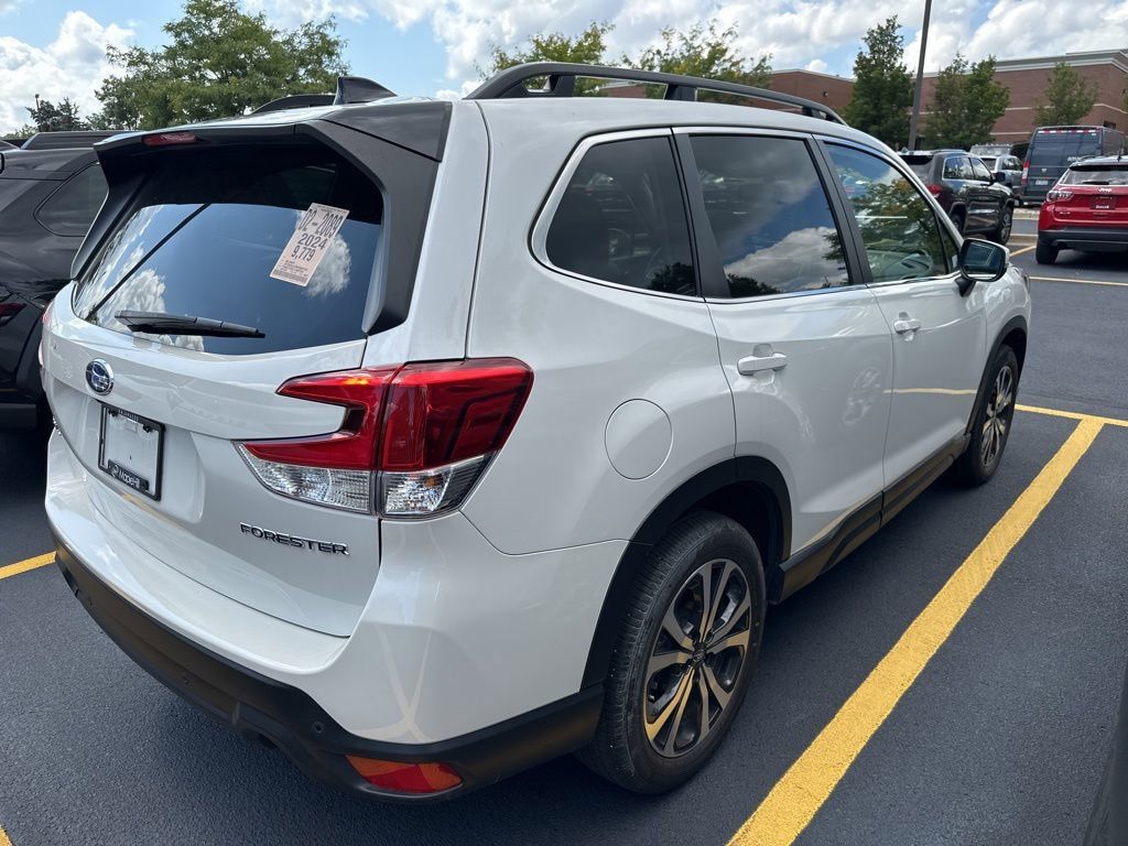 2024 Subaru Forester Limited photo 11