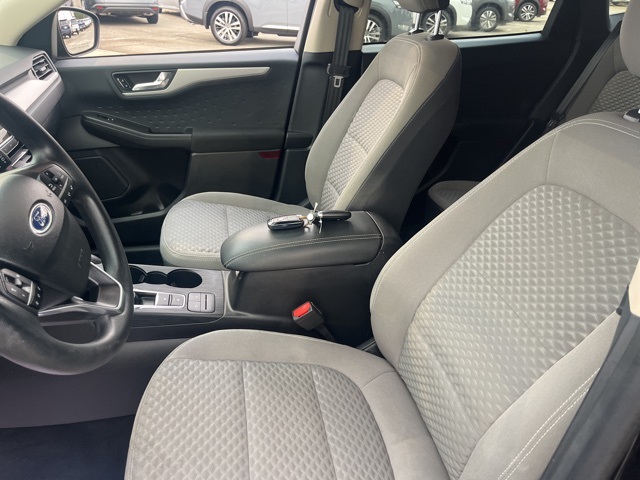 2020 Ford Escape SE photo 7