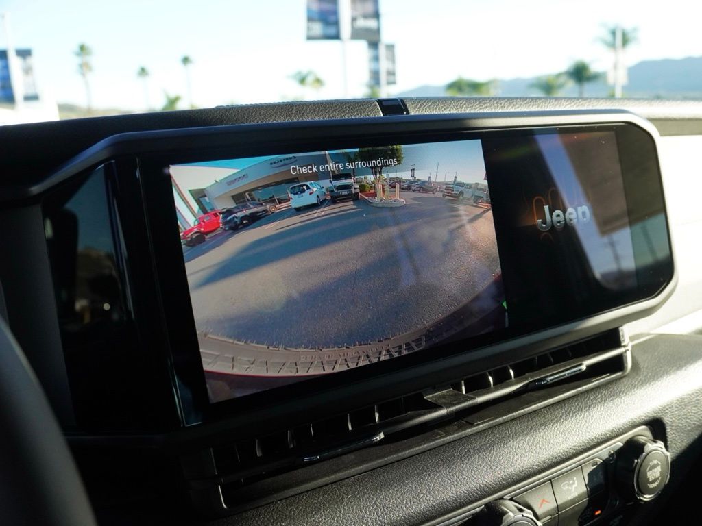 New 2026 Granite Crystal Metallic Clear-Coat Exterior Paint Jeep Willys image 11