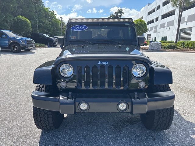 2014 Jeep Wrangler Unlimited Sahara photo 8