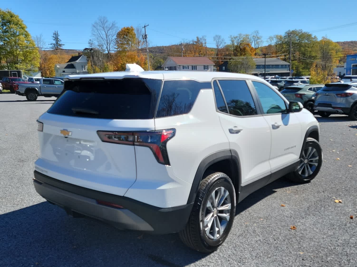2026 Chevrolet Equinox LT photo 2