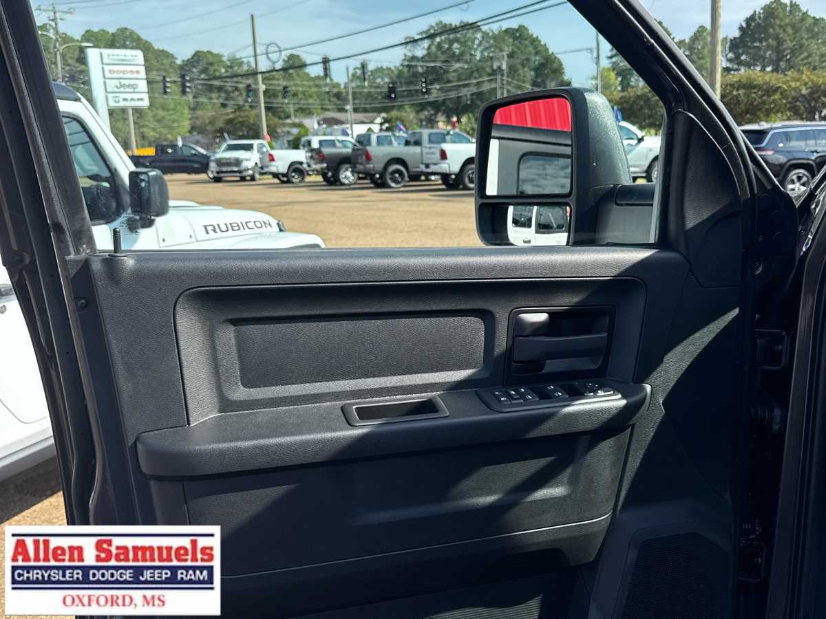 2026 Ram 3500 Tradesman photo 10