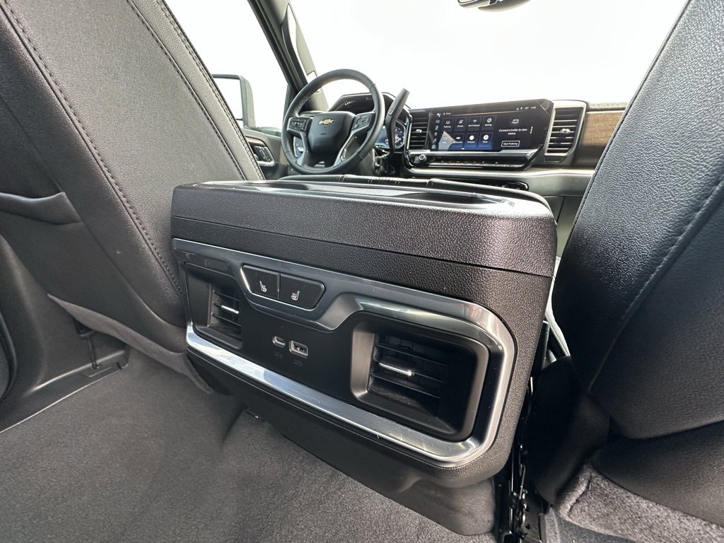 2025 Chevrolet Silverado 2500HD High Country photo 22