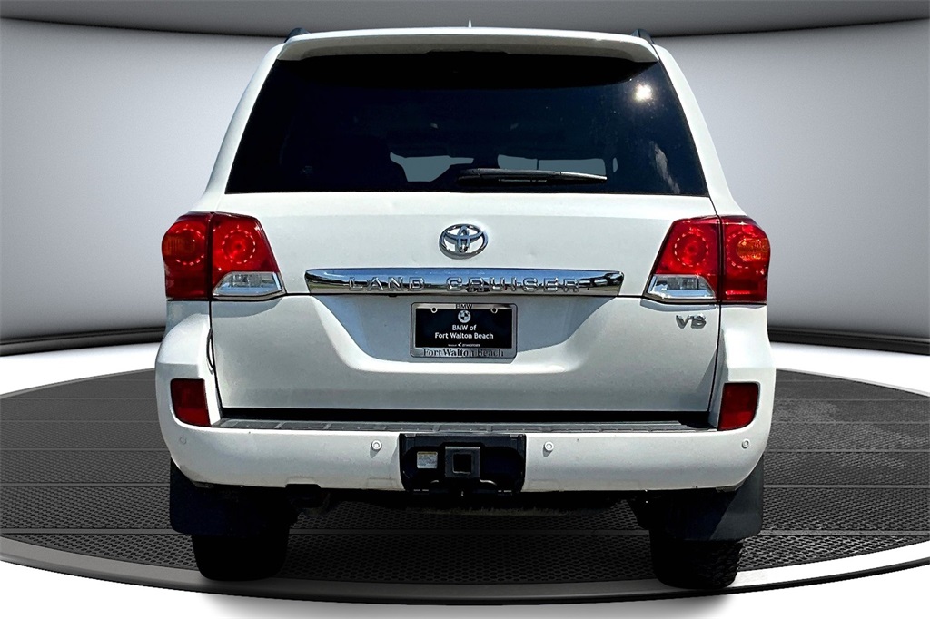 2015 Toyota Land Cruiser Base photo 5