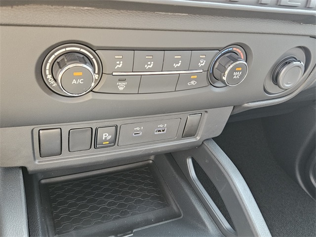 2026 Nissan Frontier S photo 18