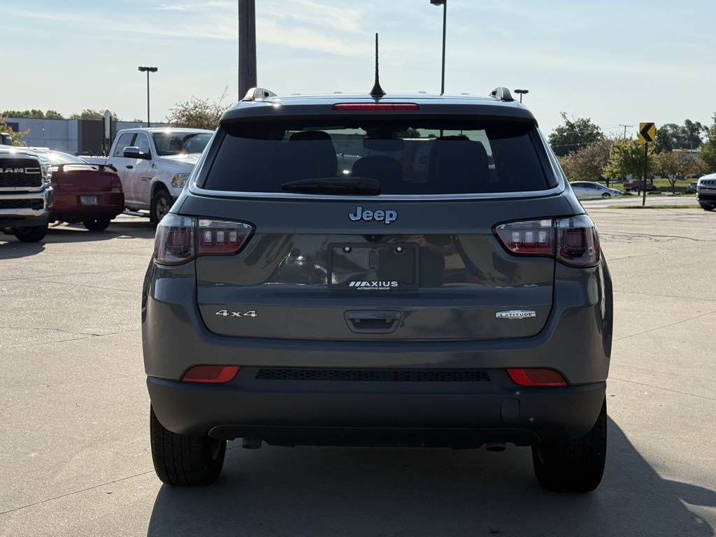 2024 Jeep Compass Latitude photo 5
