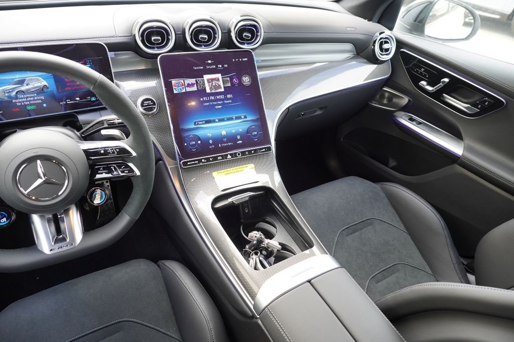 2025 Mercedes Benz GLC 63 S E PERFORMANCE photo 18