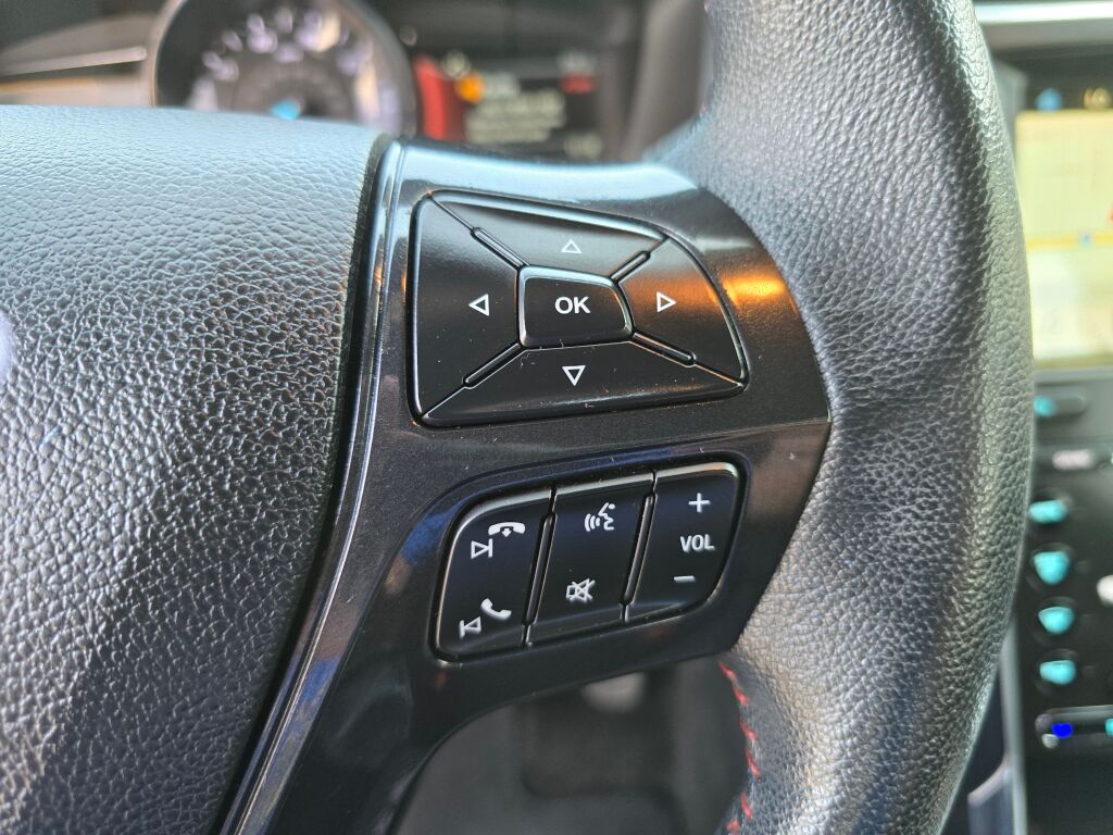 2018 Ford Explorer Sport photo 22