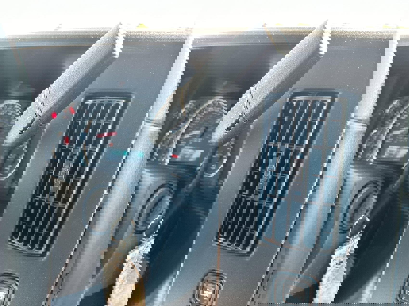 2023 Chevrolet Express Passenger LS photo 17