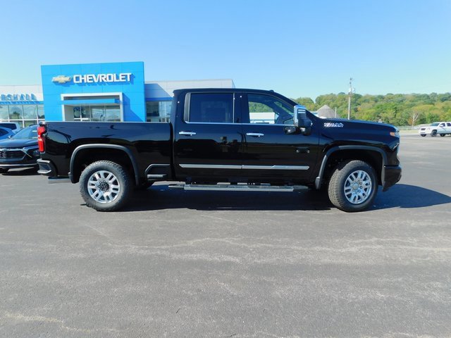 2025 Chevrolet Silverado 2500HD High Country photo 9
