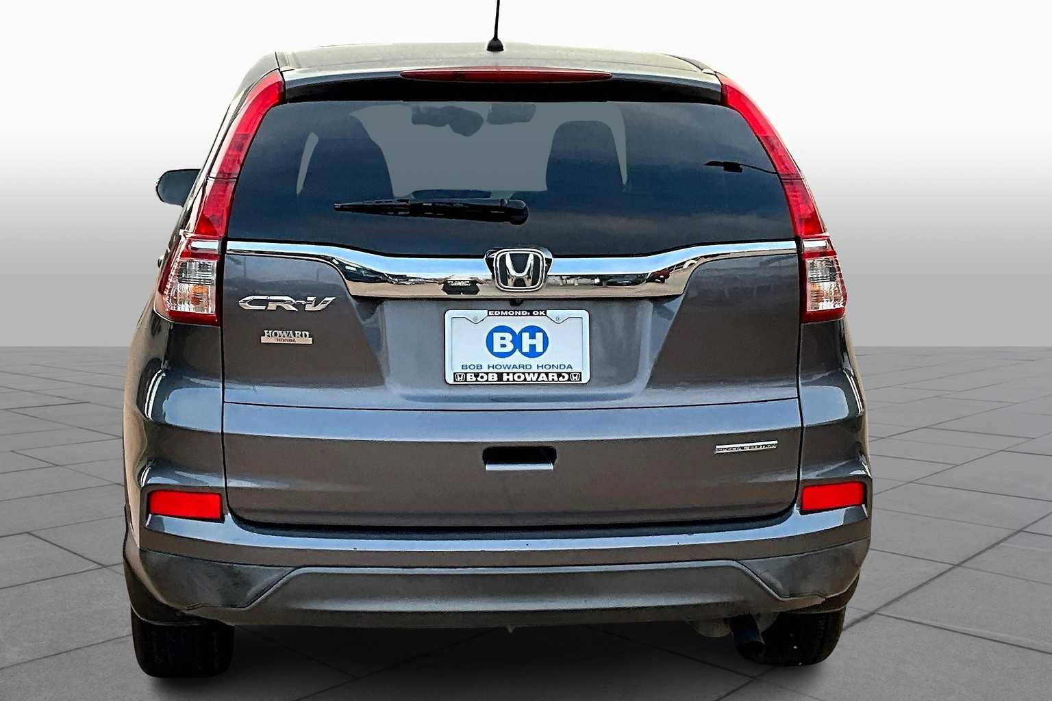 2016 Honda CR-V SE photo 4