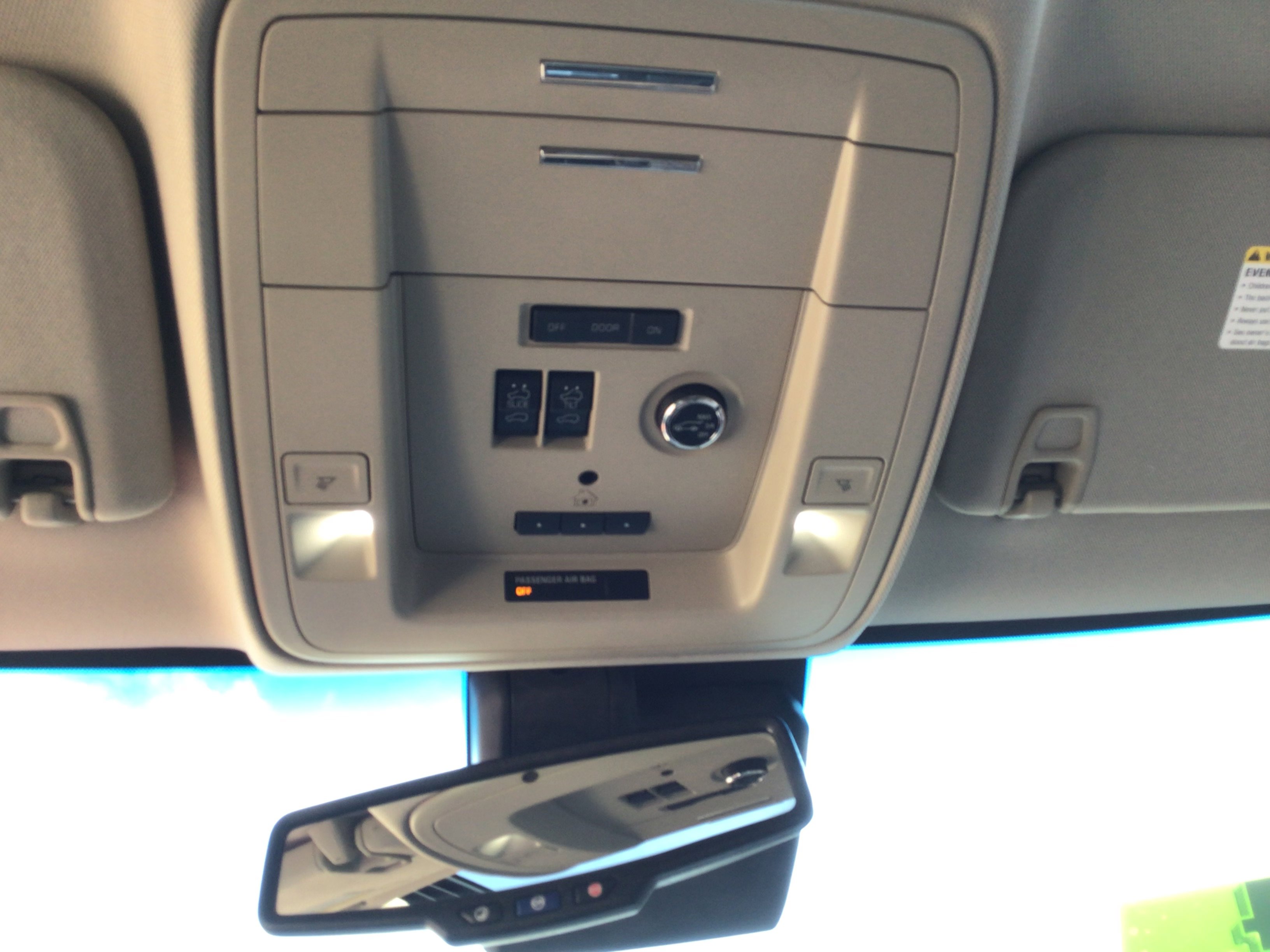 2018 Chevrolet Tahoe Premier photo 11