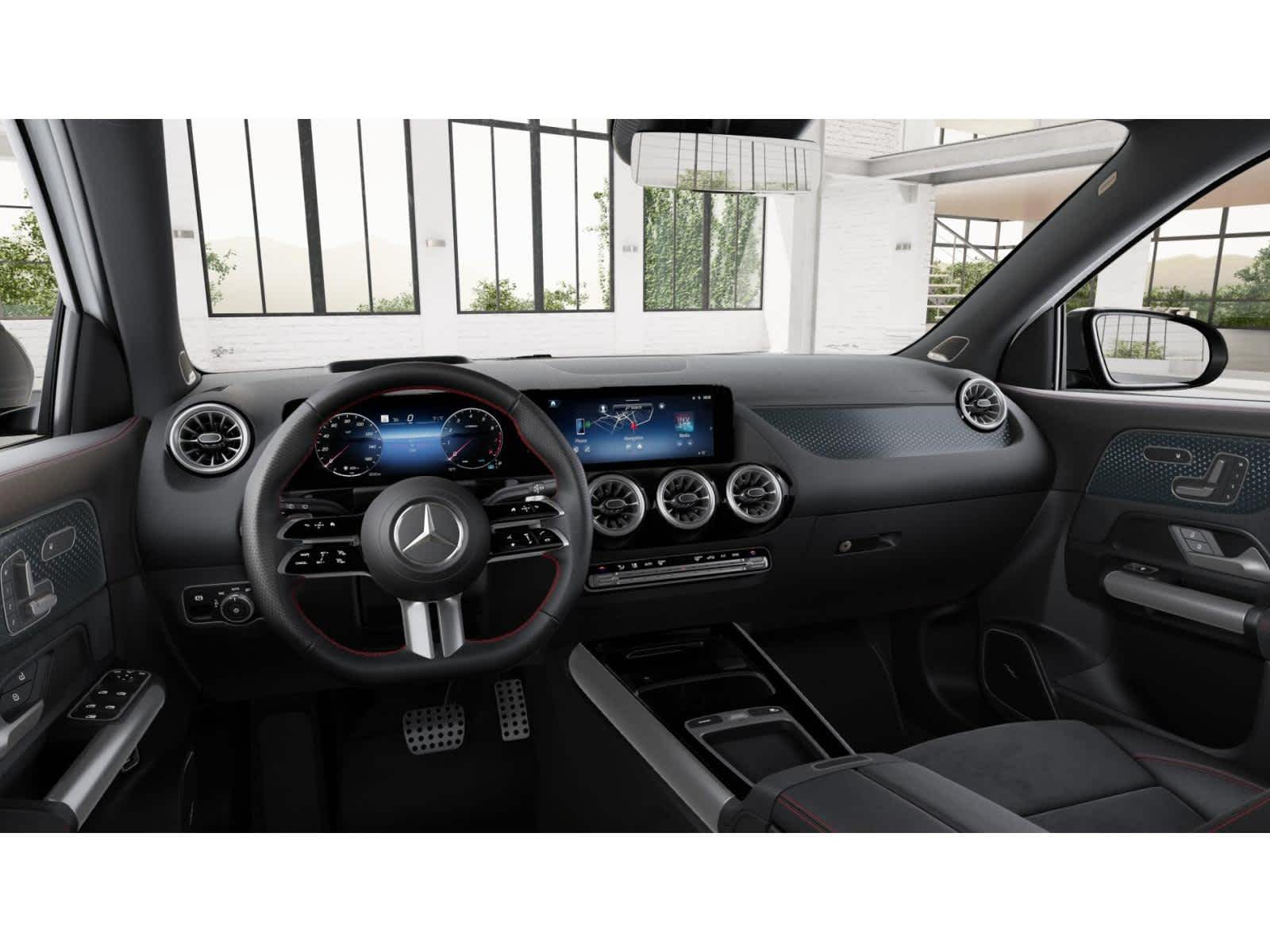 2025 Mercedes Benz GLA 250 4MATIC photo 2