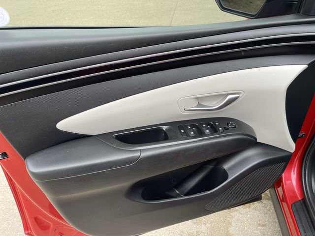 2022 Hyundai Tucson SEL photo 2