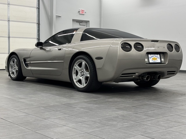 1998 Chevrolet Corvette Base photo 4