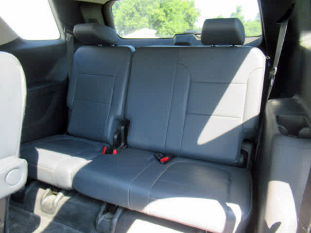 2018 Chevrolet Traverse Leather photo 2