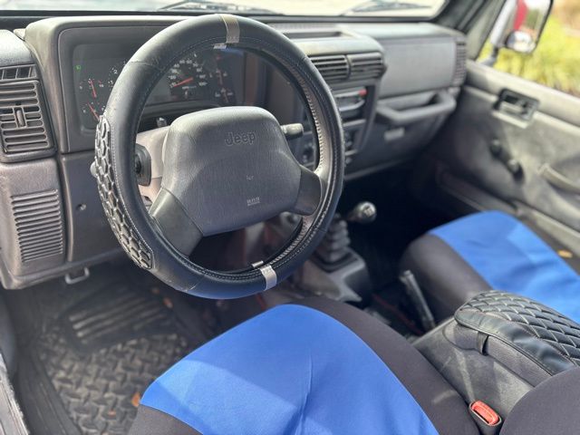 2001 Jeep Wrangler SE photo 9