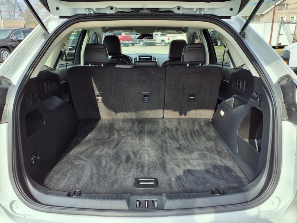 2024 Ford Edge SEL photo 10