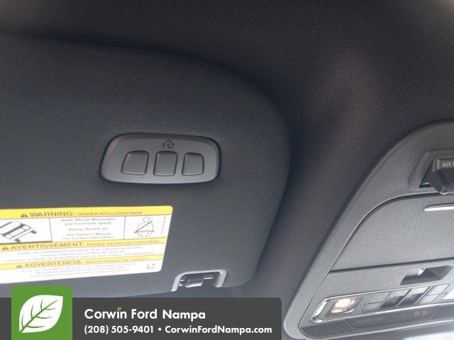 2025 Ford F-350 Lariat photo 21