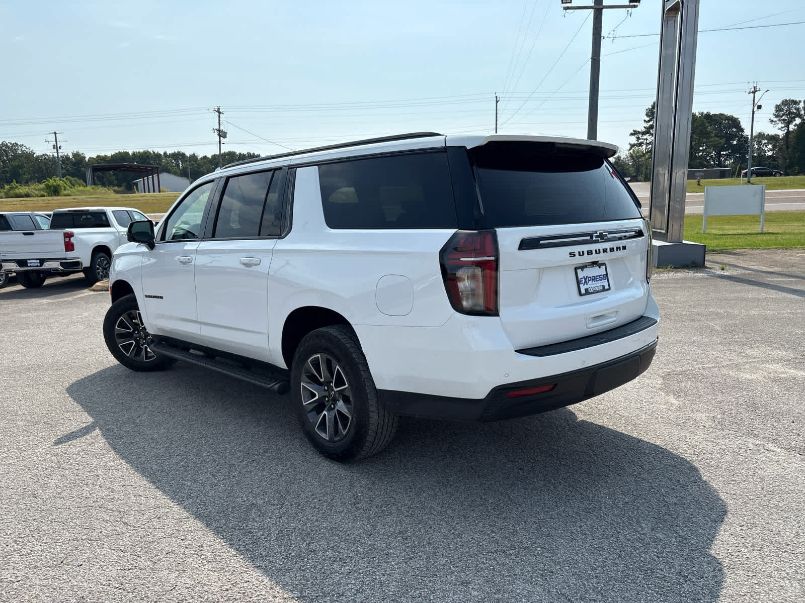 2024 Chevrolet Suburban Z71 photo 5