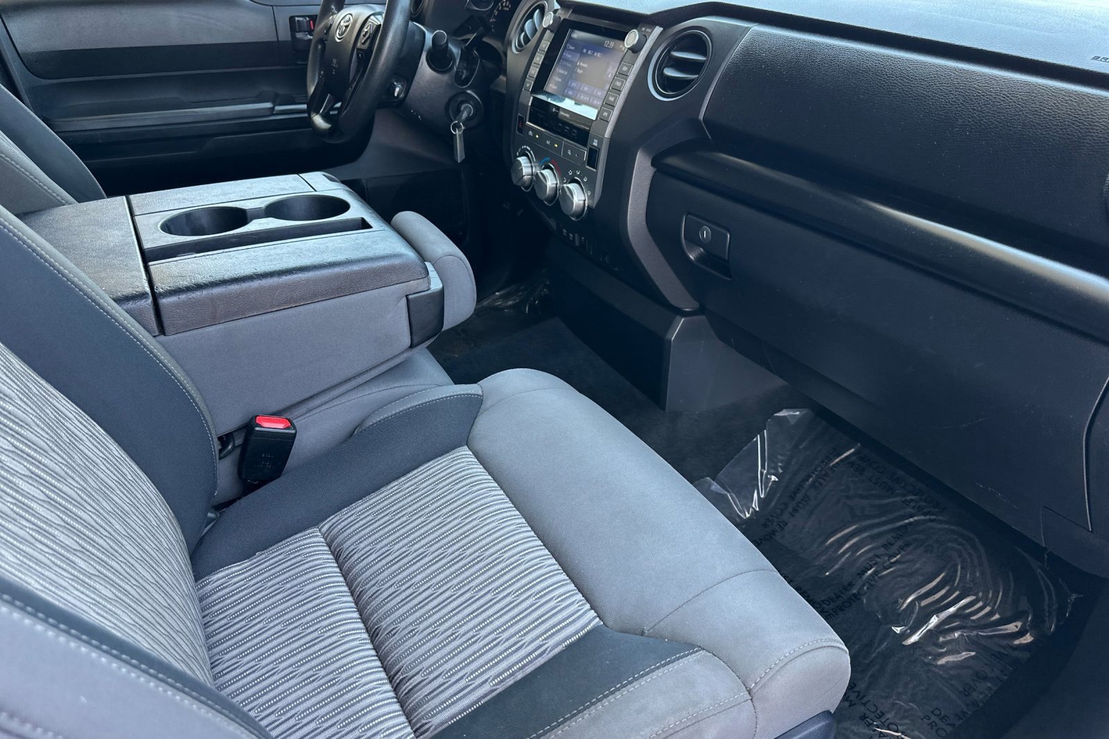 2021 Toyota Tundra SR5 Grade photo 18