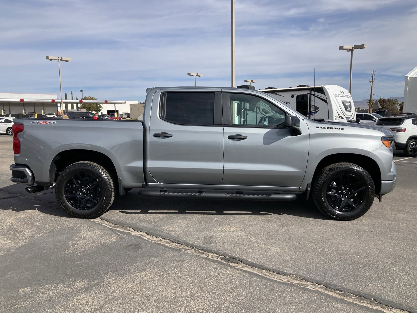 2026 Chevrolet Silverado 1500 Custom photo 4