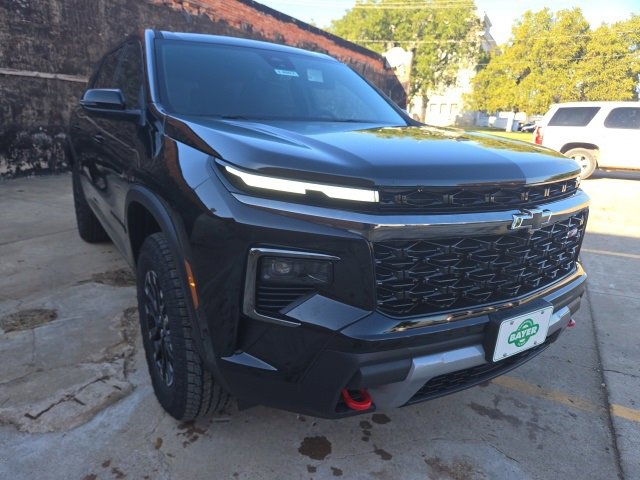 2026 Chevrolet Traverse Z71 photo 2