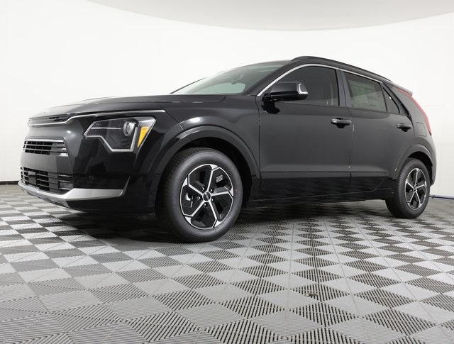 2025 Kia Niro SX's photo