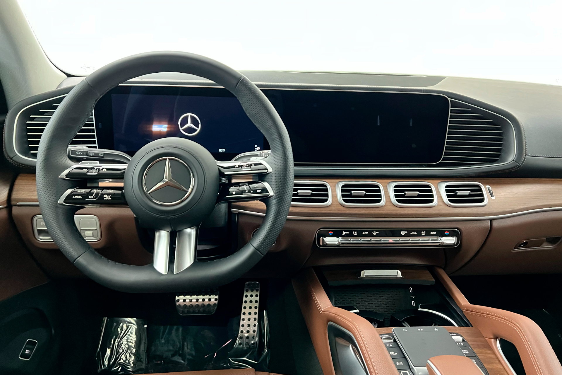 2025 Mercedes Benz GLS 450 4MATIC photo 12